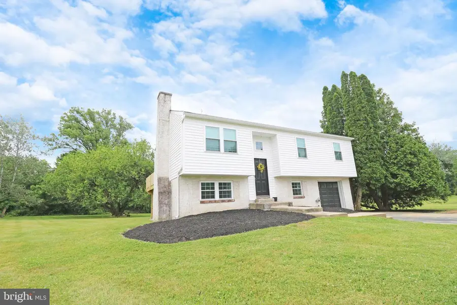 28 Frederick Rd, Coatesville, PA 19320 - #2