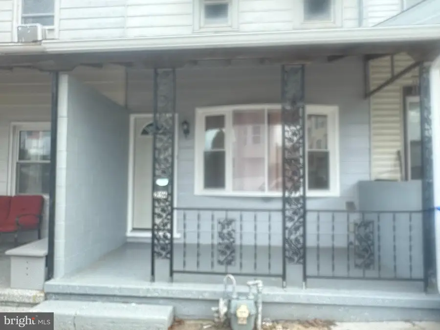 204 Grant St, Parkesburg, PA 19365 - #2