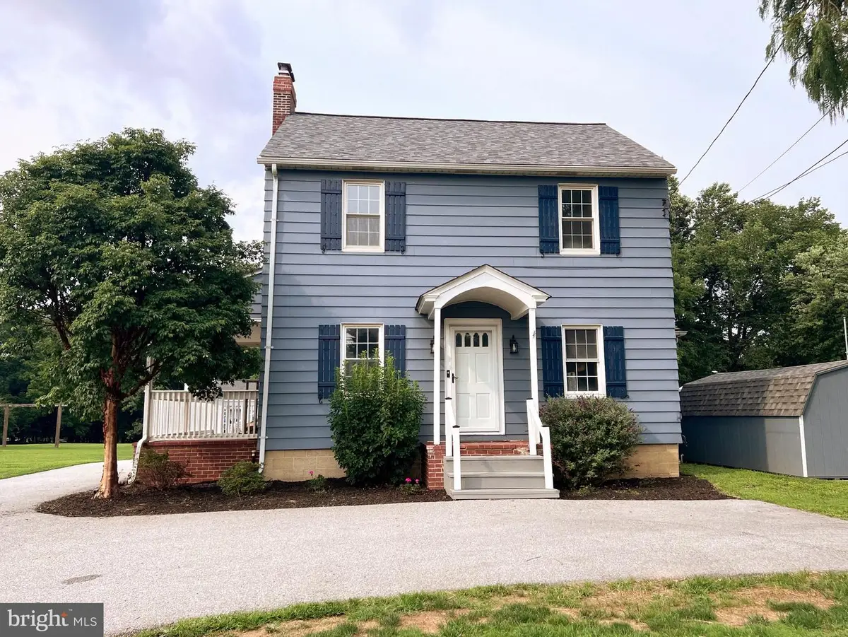2665 Strasburg Rd, Coatesville, PA 19320 - #1