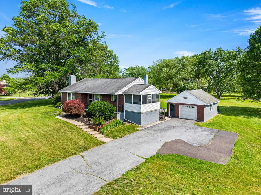 23 Country Ln, Pottstown, PA 19465 - #3