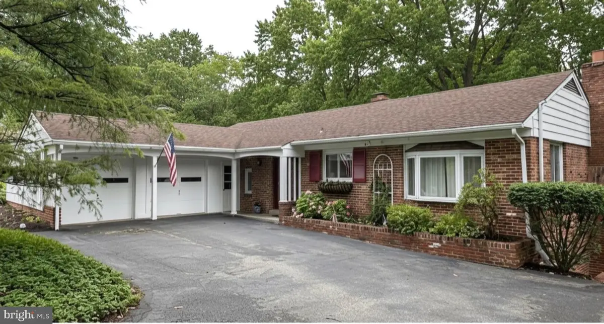 241 Orchard Rd, Paoli, PA 19301 - #1
