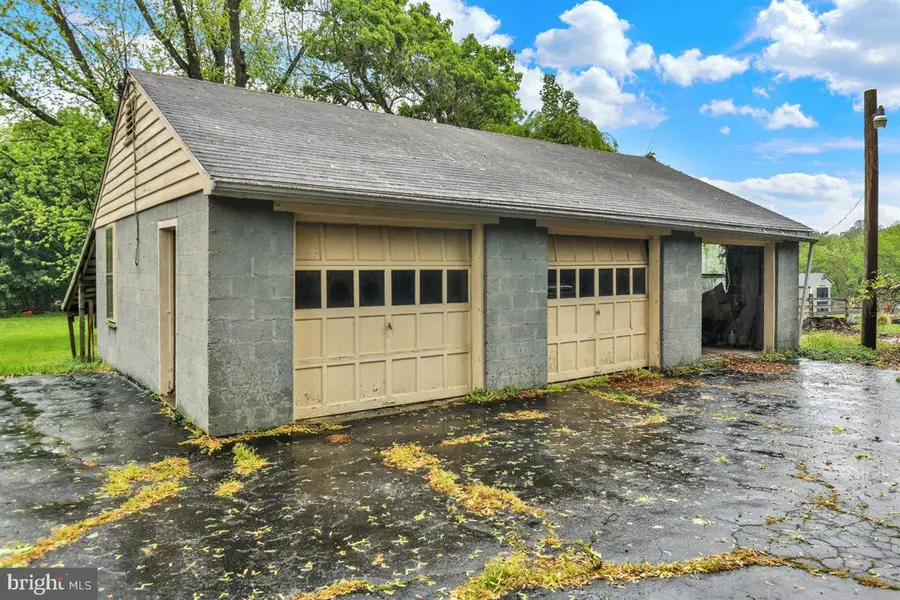2315 Strasburg Rd, Coatesville, PA 19320 - #2