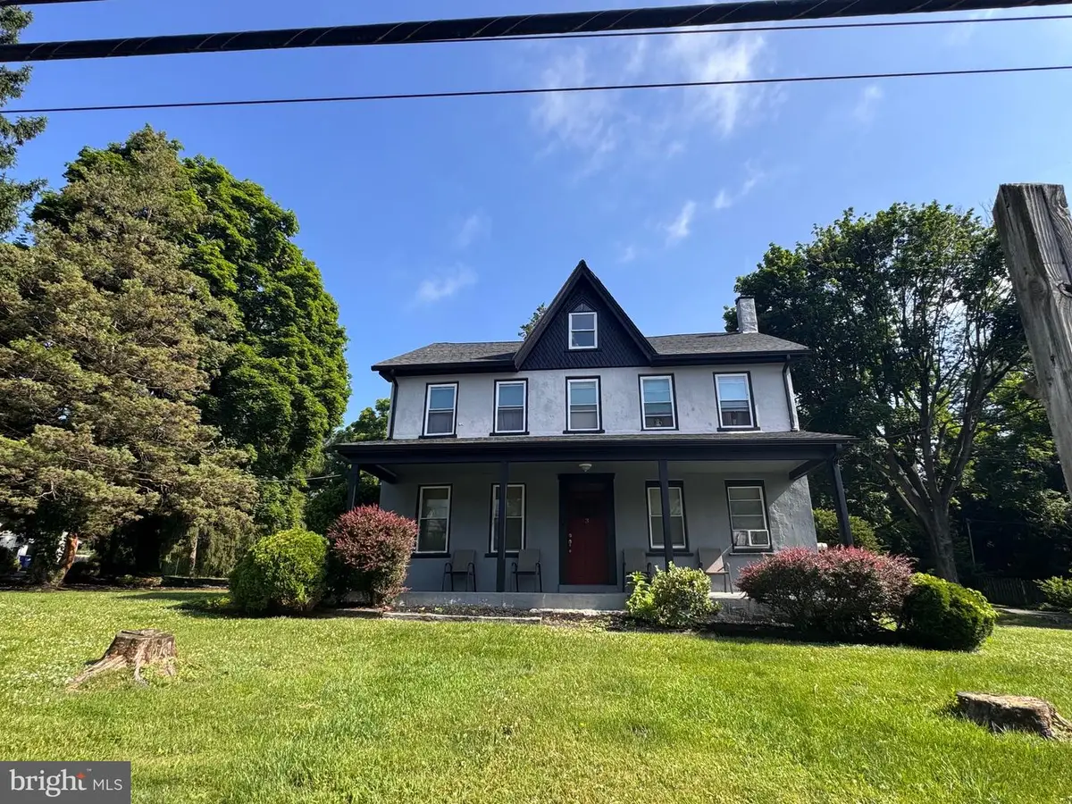 3007 Lincoln Hwy, Coatesville, PA 19320 - #1