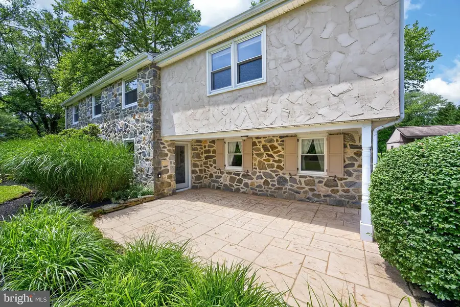 1190 Beaumont Rd, Berwyn, PA 19312 - #3