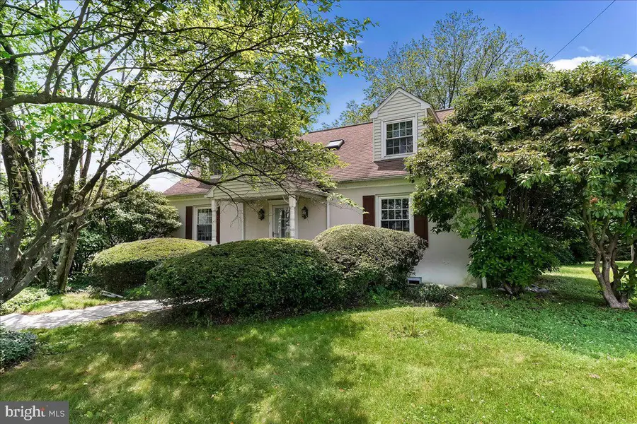 3060 Manor Rd, Coatesville, PA 19320 - #2