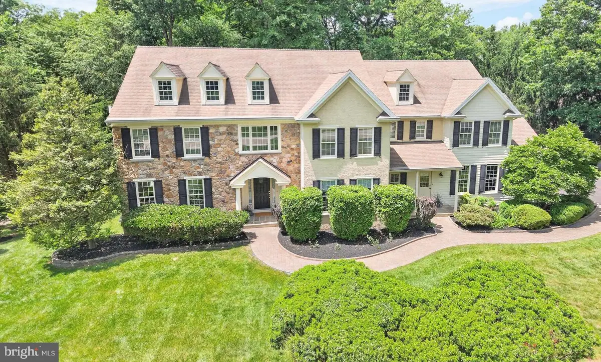 913 Shenandoah Ln, West Chester, PA 19380 - #1