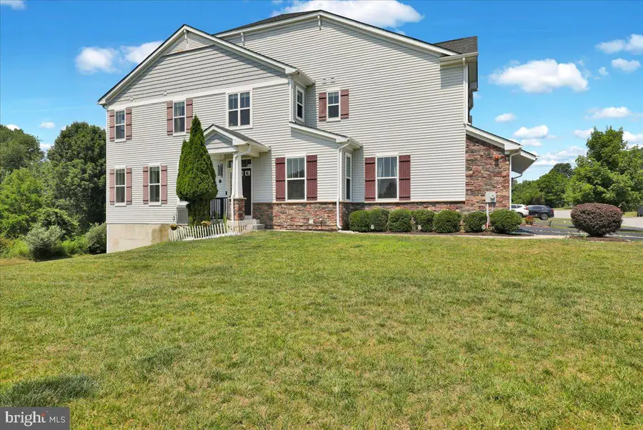 3250 Krista Ln, Chester Springs, PA 19425 - #2