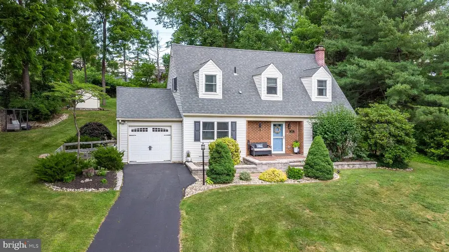 215 Colwyn Ter, West Chester, PA 19380 - #2