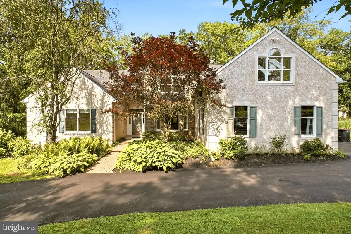 335 Ridley Creek Ln, West Chester, PA 19380 - #1