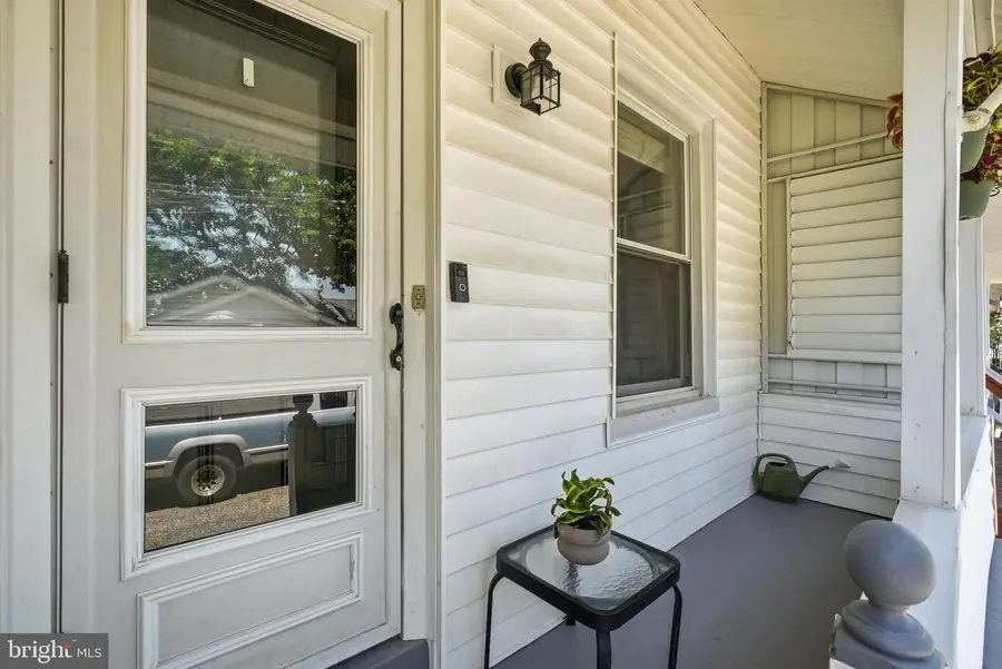 230 Milligan St, Phoenixville, PA 19460 - #2
