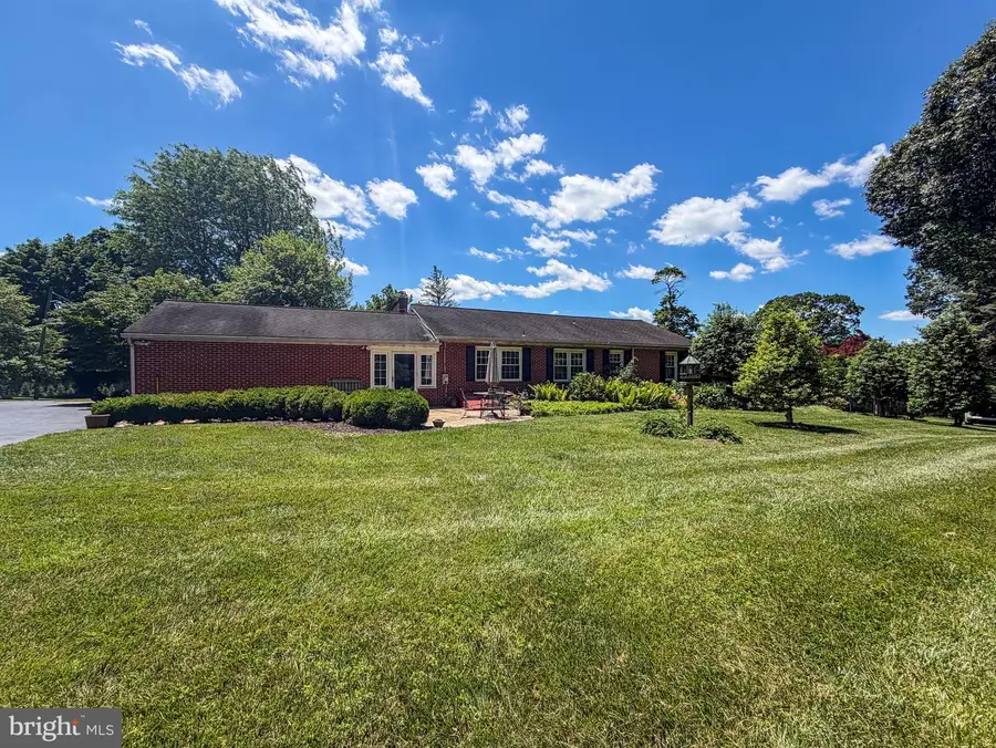 2445 Strasburg Rd, Coatesville, PA 19320 - #3