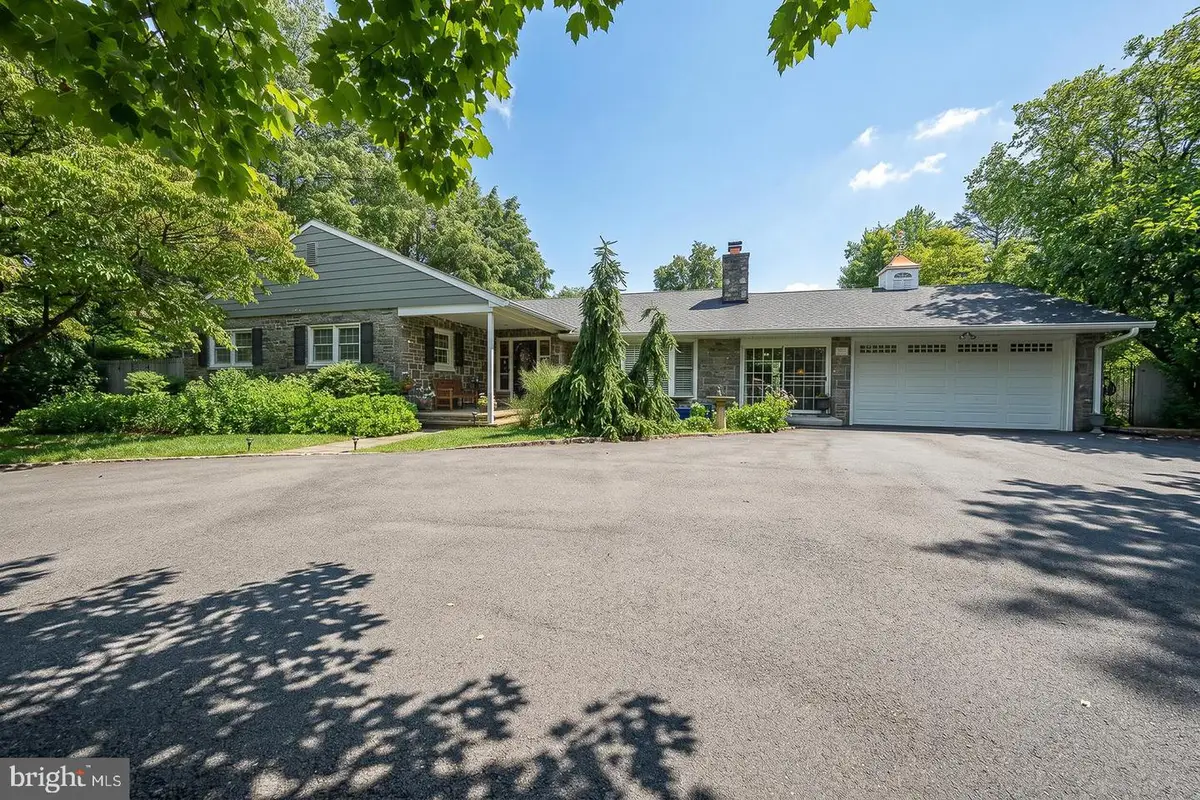837 S High St, West Chester, PA 19382 - #1