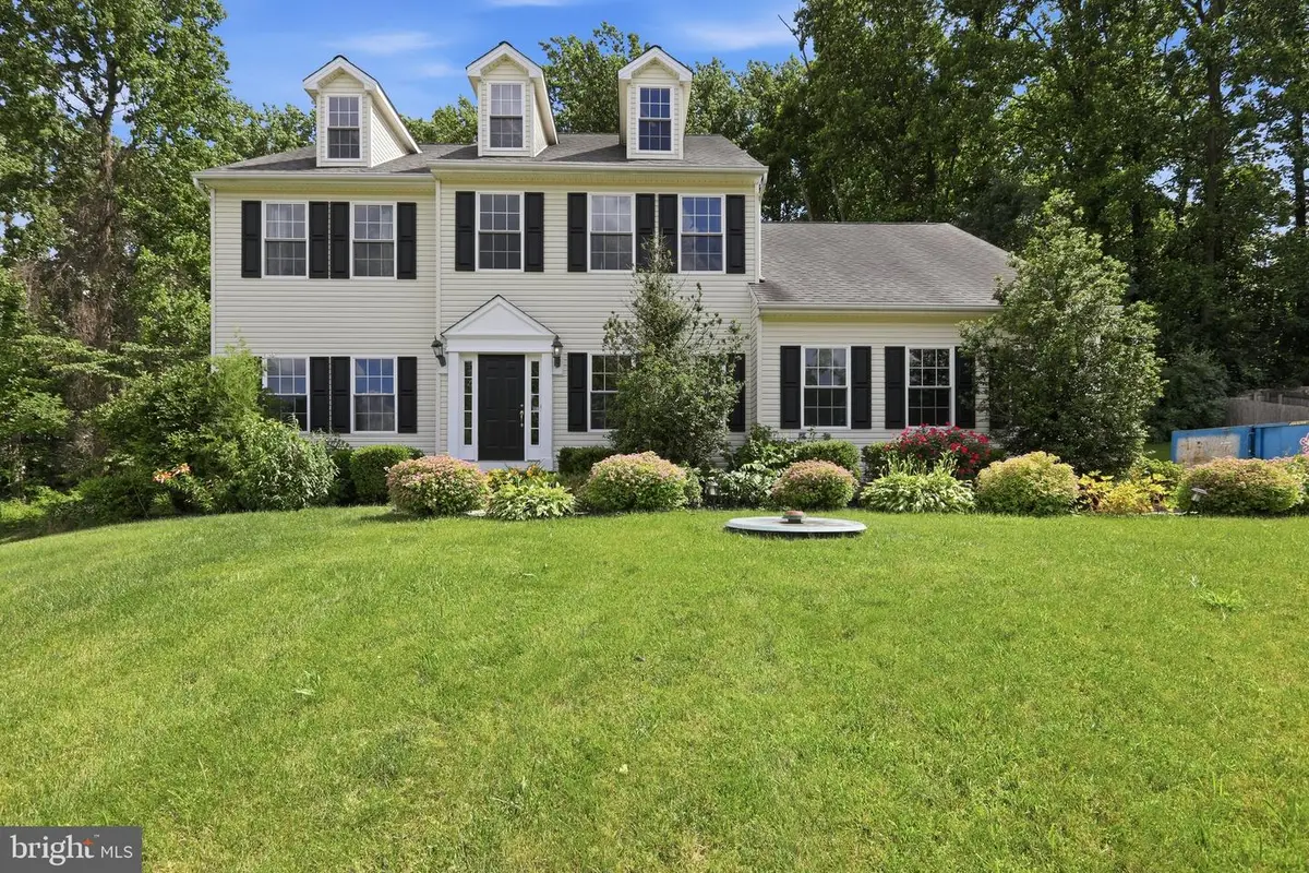 115 Burgundy Ln, Coatesville, PA 19320 - #1