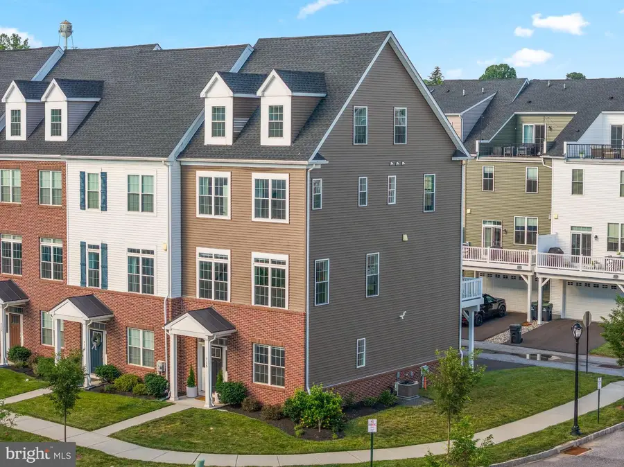 715 Ore St, Phoenixville, PA 19460 - #2
