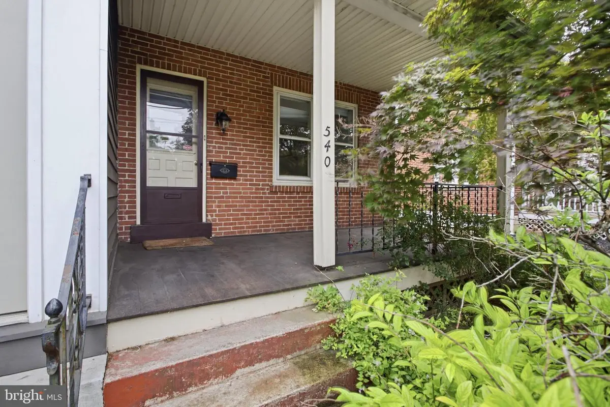 540 Nutt Rd, Phoenixville, PA 19460 - #1