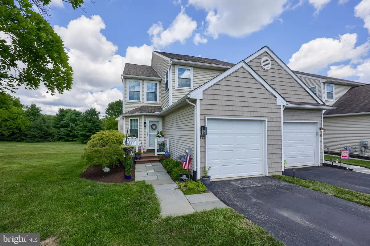 332 Gavin Dr, Coatesville, PA 19320 - #1