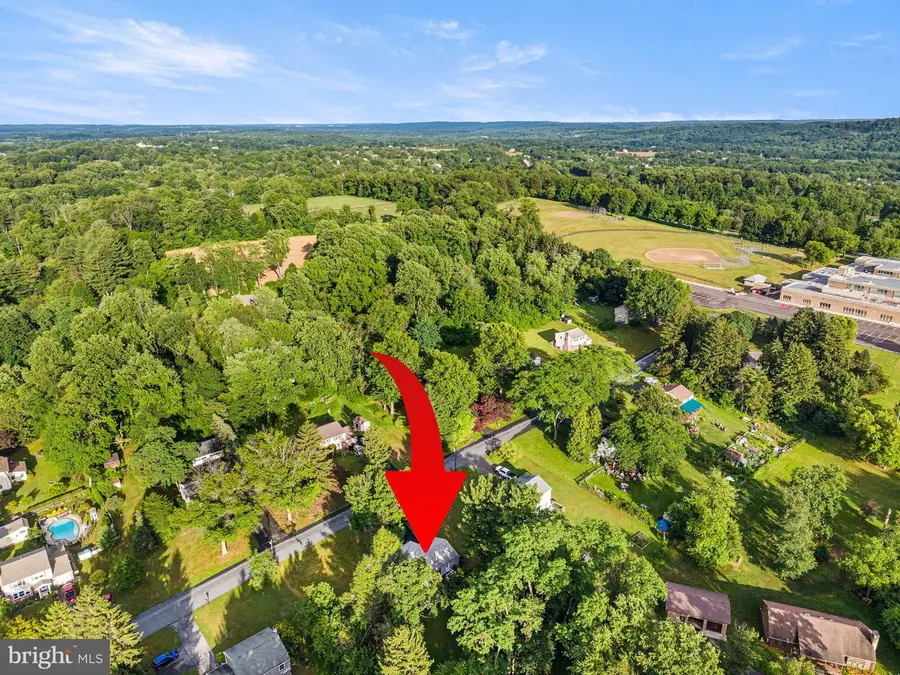 2113 Robin Ln, Pottstown, PA 19465 - #2
