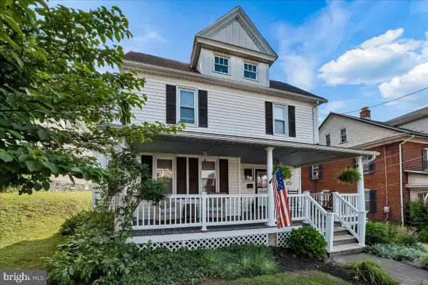 120 Prospect Ave, WEST GROVE, PA 19390