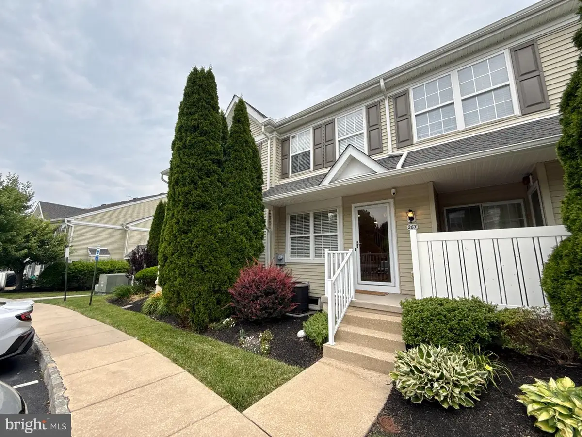 267 Flagstone Rd #6, Chester Springs, PA 19425 - #1