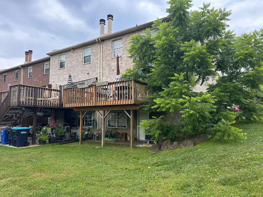 341 Kidwelly Ct, Exton, PA 19341 - #2