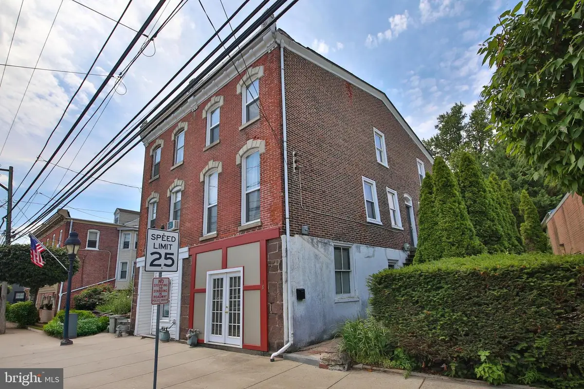 38 N Main St, Spring City, PA 19475 - #1