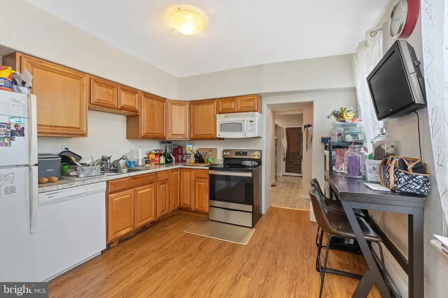 38 N Main St, Spring City, PA 19475 - #3