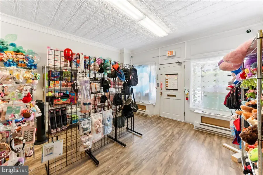 28 Gay St, Phoenixville, PA 19460 - #3
