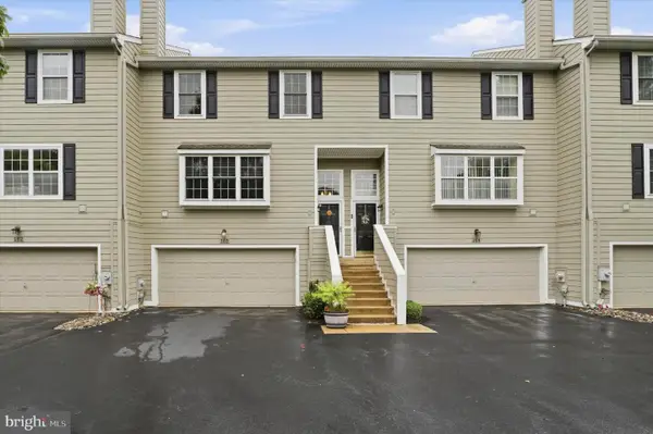 103 Princeton Cir, NEWTOWN SQUARE, PA 19073