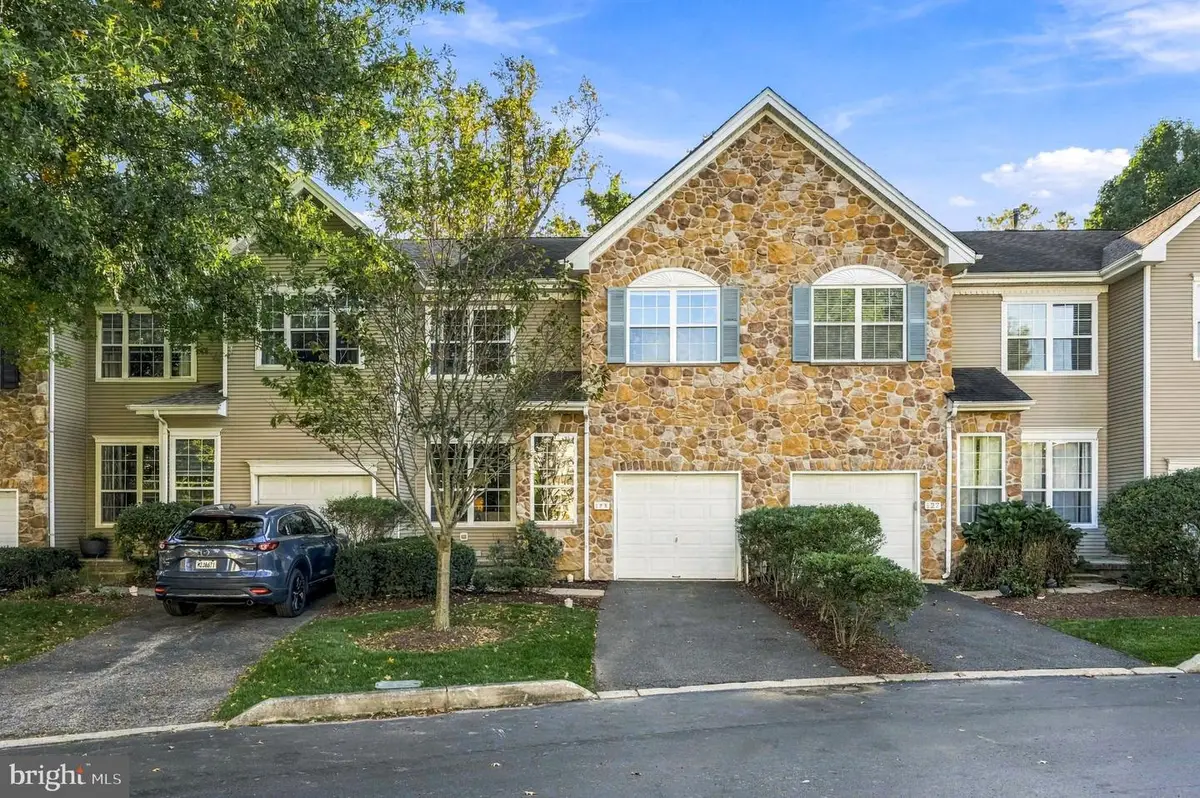 125 Chaps Ln, West Chester, PA 19382 - #1