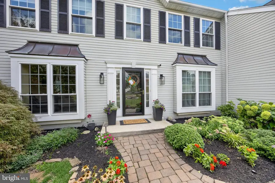 5009 Swan Dr, Phoenixville, PA 19460 - #2
