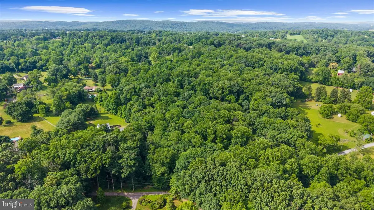 91 Ebelhare Rd, Pottstown, PA 19465 - #1