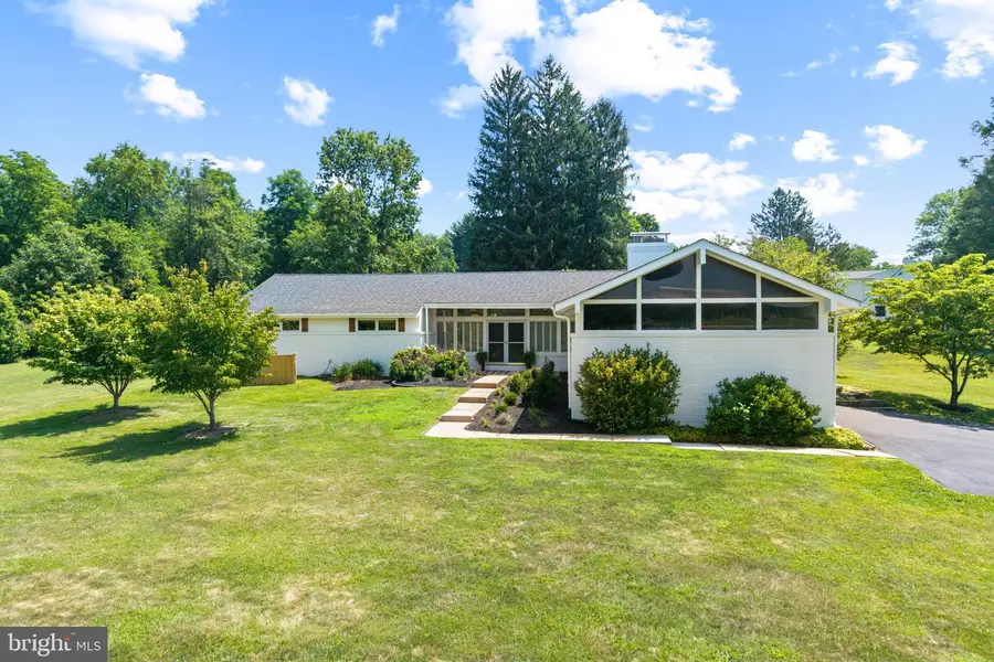 441 Burnt Mill Rd, Chadds Ford, PA 19317 - #2