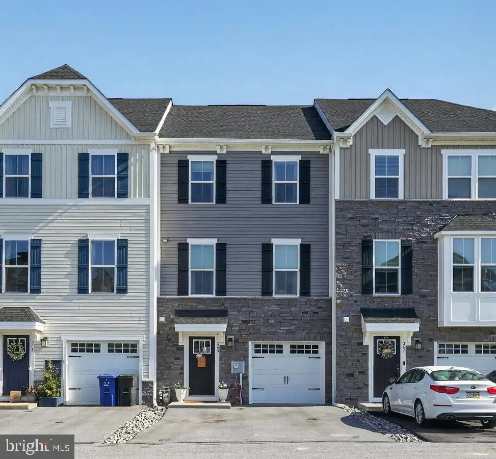 265 Sugar Maple Sq, Downingtown, PA 19335 - #1