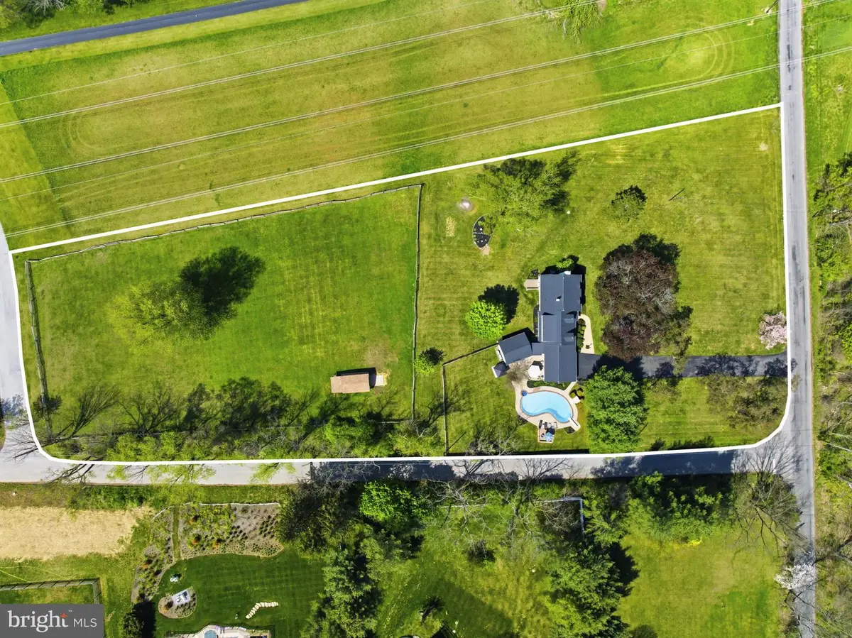 302 Lucky Hill Rd, West Chester, PA 19382 - #1