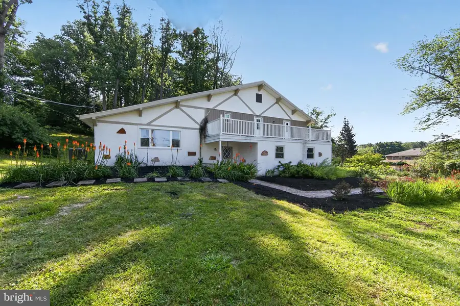 425 Westfield Dr, Exton, PA 19341 - #3