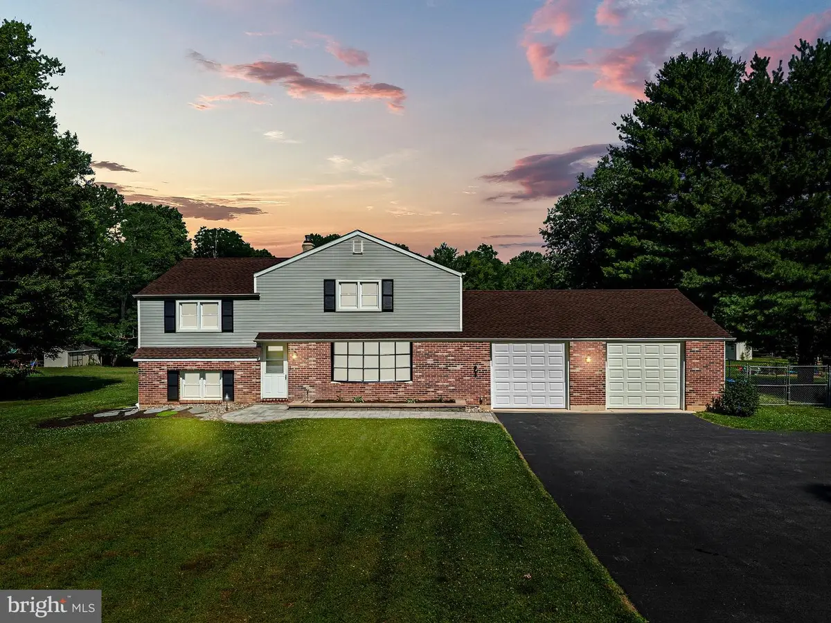 1018 Hopewell Rd, Downingtown, PA 19335 - #1
