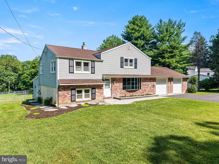 1018 Hopewell Rd, Downingtown, PA 19335 - #2