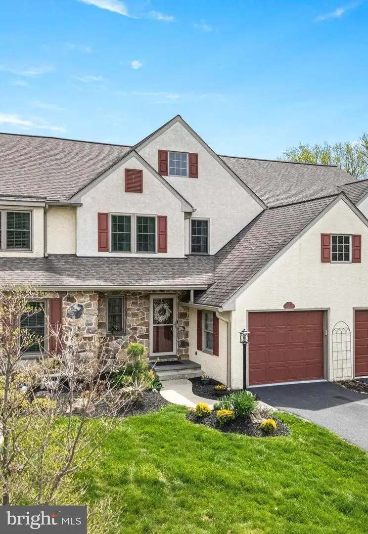 48 Saddler Dr, Elverson, PA 19520 - #1