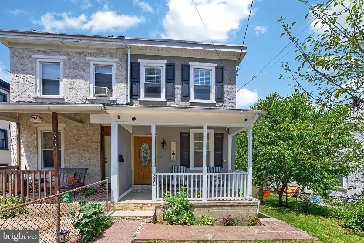 231 Prospect Ave, Downingtown, PA 19335 - #1