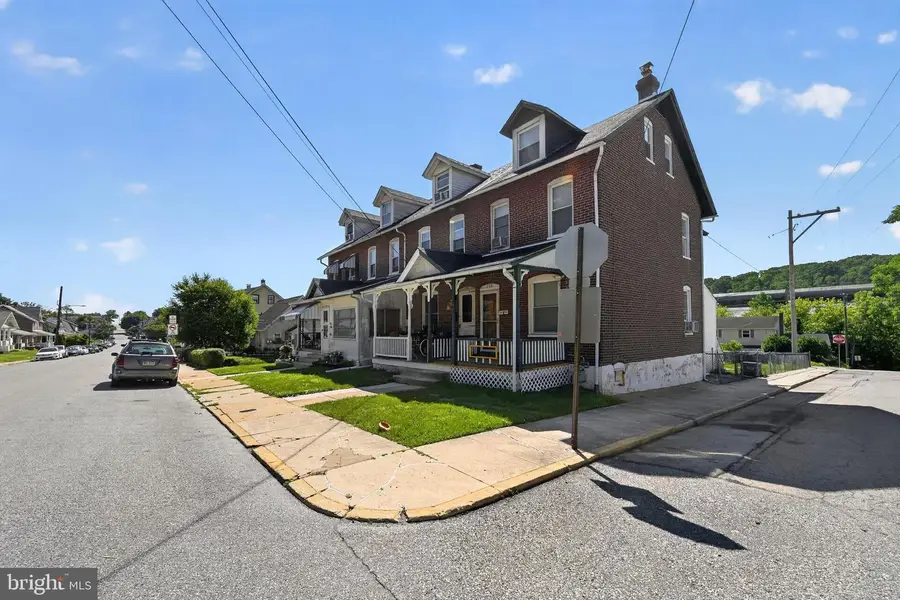 798 Madison St, Coatesville, PA 19320 - #3