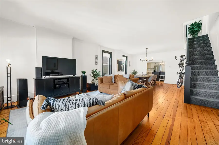 118 Marshall St, Phoenixville, PA 19460 - #3