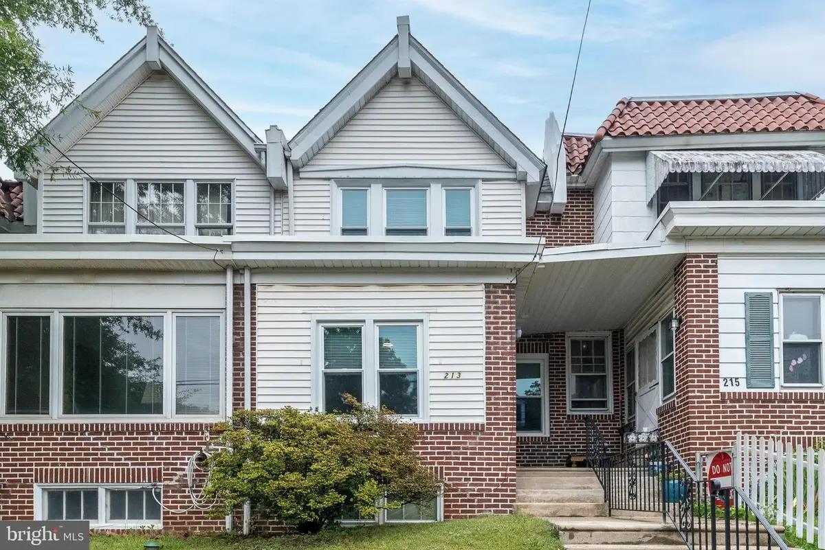 213 Buchanan St, Phoenixville, PA 19460 - #1