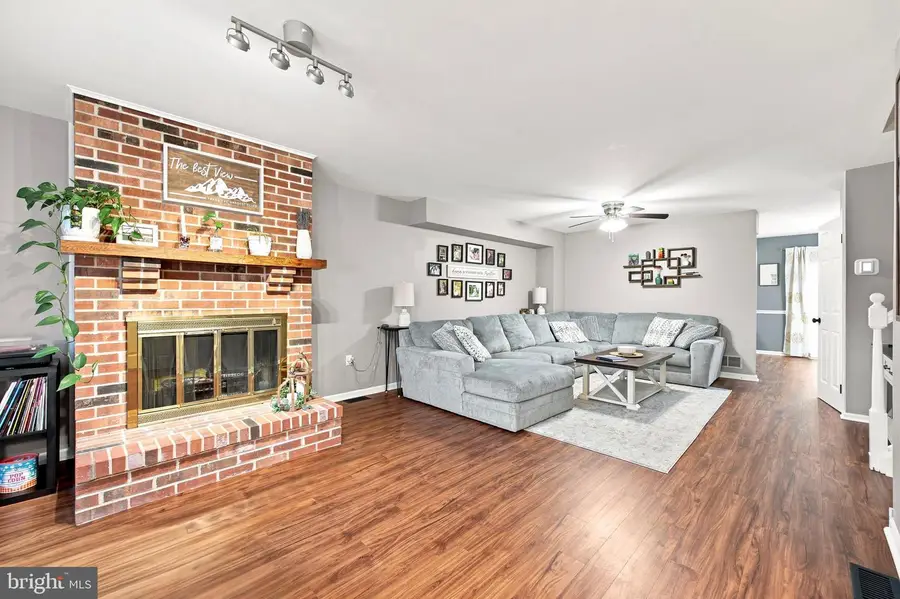 1805 Diane Cir, Phoenixville, PA 19460 - #3