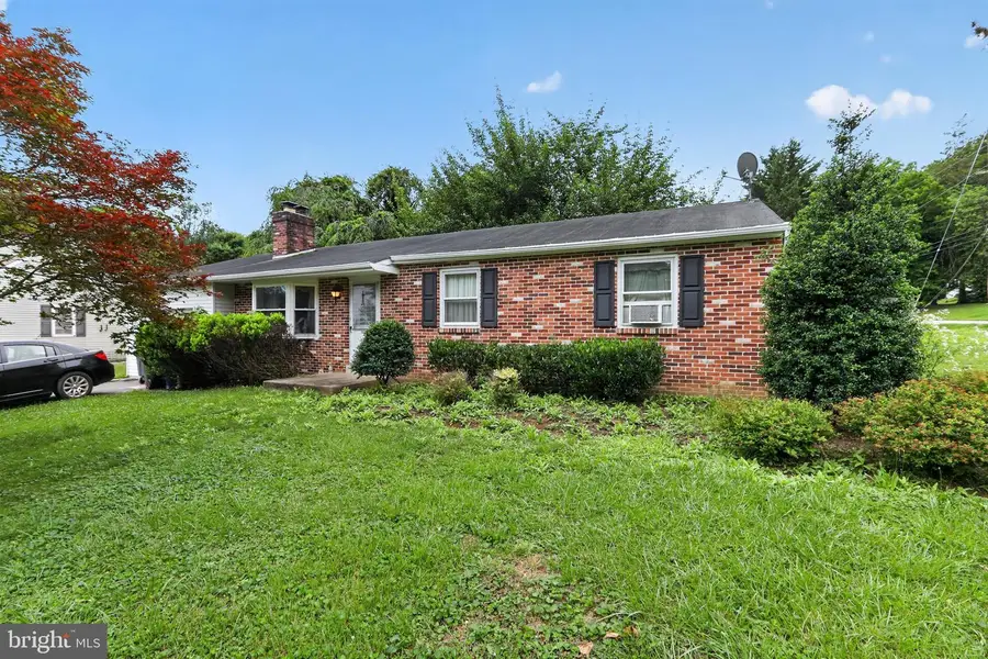1 Lynn Blvd, Downingtown, PA 19335 - #3