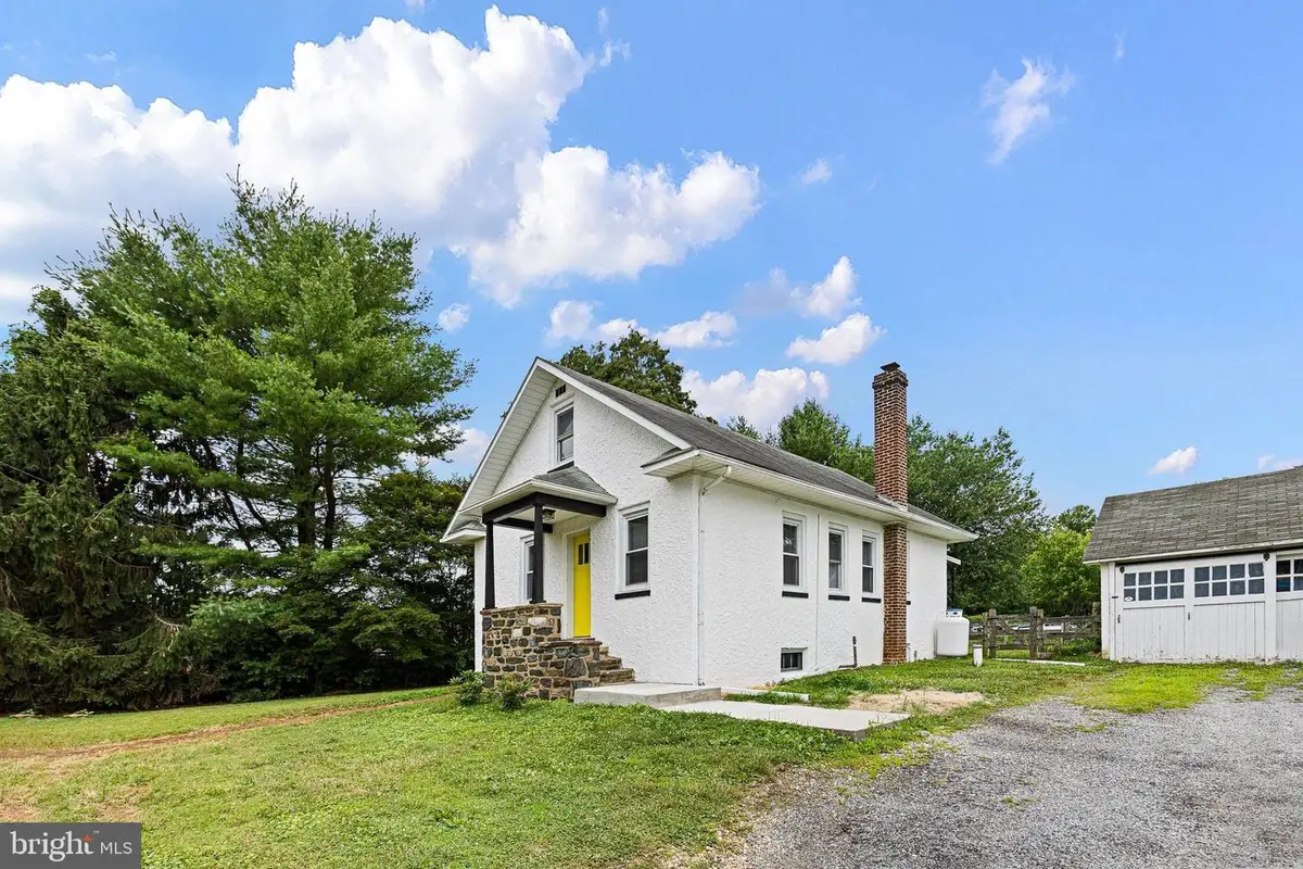 419 Mcfarlan Rd, Kennett Square, PA 19348 - #1