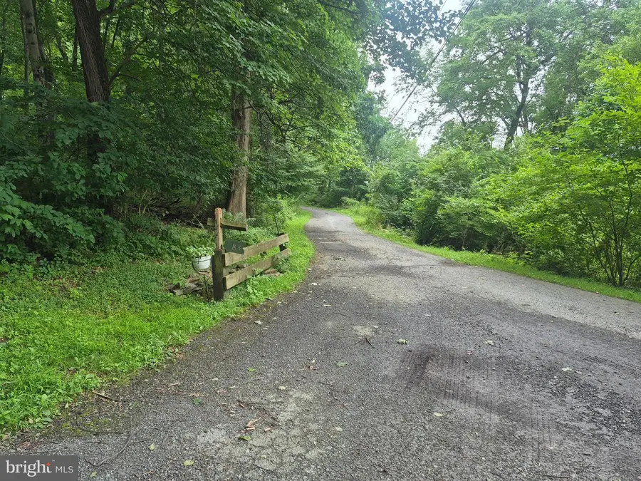 83 Miller Ln, Honey Brook, PA 19344 - #3