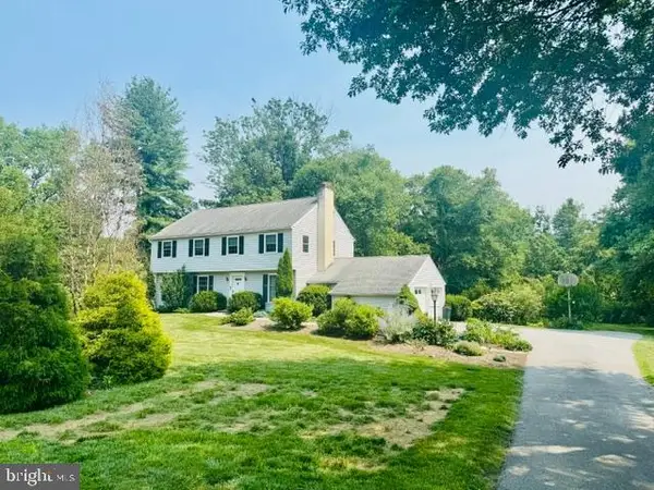 1408 Ponds Edge Rd, WEST CHESTER, PA 19382