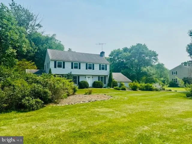 1408 Ponds Edge Rd, West Chester, PA 19382 - #2