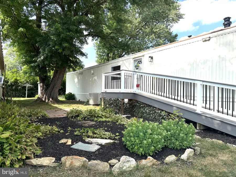 408 Lauren Ln, Coatesville, PA 19320 - #2