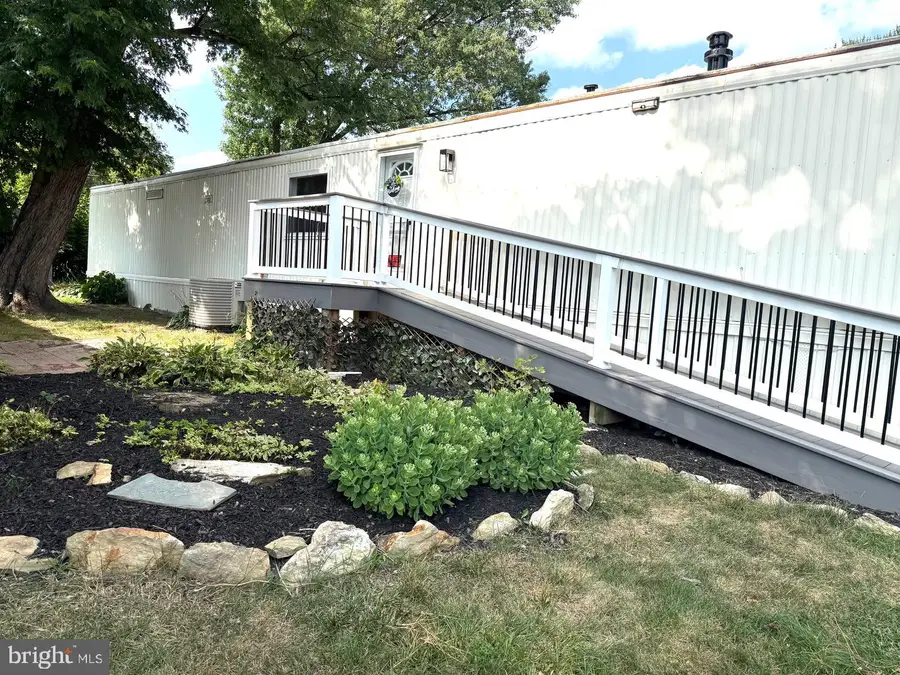 408 Lauren Ln, Coatesville, PA 19320 - #3